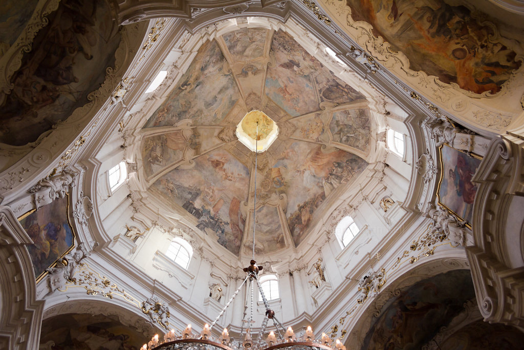 Prag: St. Niklaskirche Innenansicht